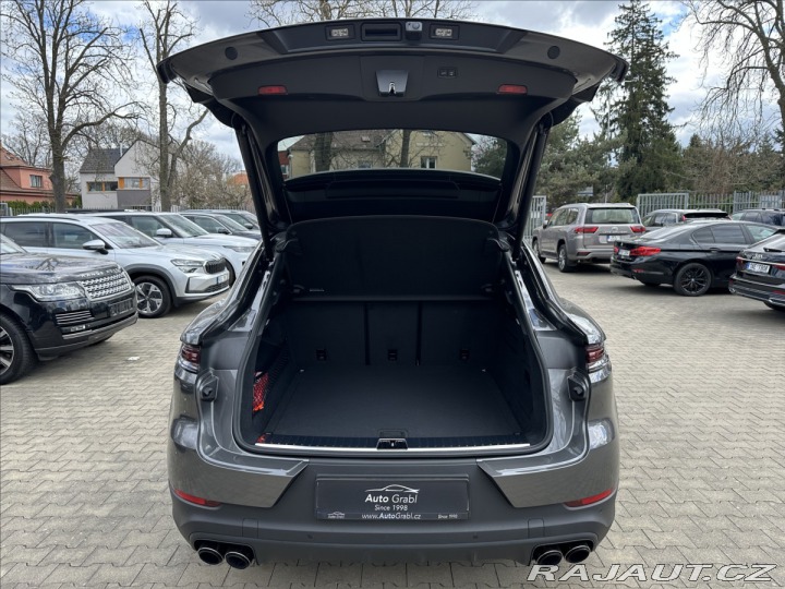 Porsche Cayenne E3 II Coupe Sport Chrono 2025