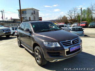 Volkswagen Touareg 3.0 TDI DSG 4 MOTION DPH 2009