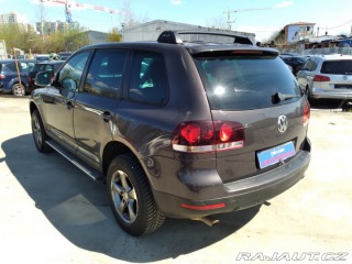 Volkswagen Touareg 3.0 TDI DSG 4 MOTION DPH 2009