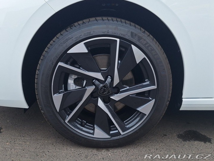 Peugeot 308 SW ALLURE 1.5 BHDi 130K E 2025