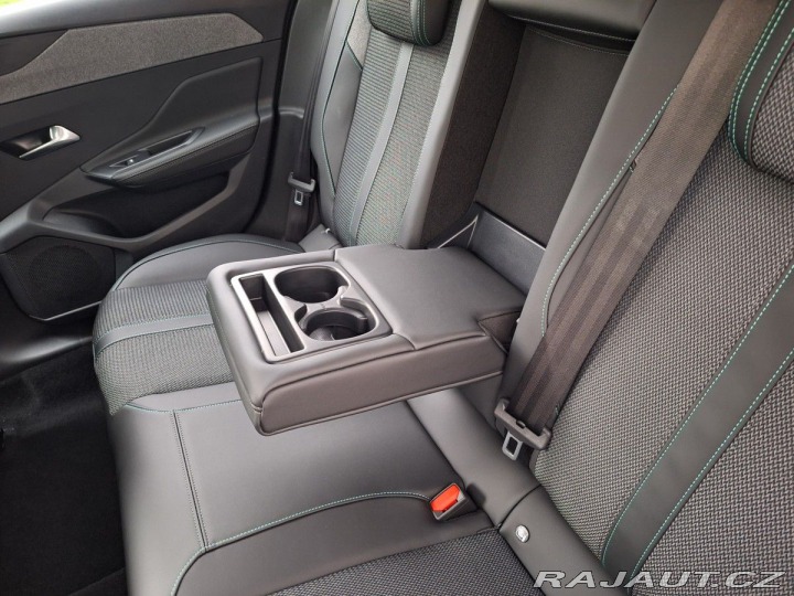 Peugeot 308 SW ALLURE 1.5 BHDi 130K E 2025