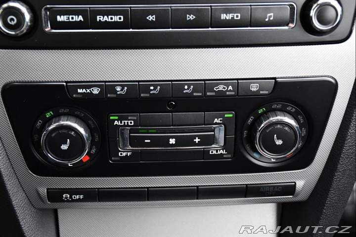 Škoda Octavia 2.0TDi ELEGANCE ČR 2011