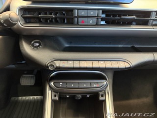 Jeep Avenger 4xe Upland 1.2 Turbo e-Hy 2025