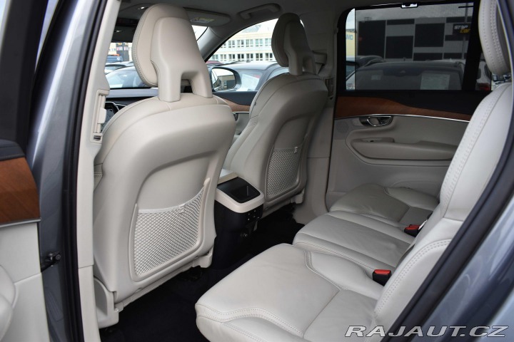 Volvo XC90 B5 AWD INSCRIPTION*7.MÍST 2020