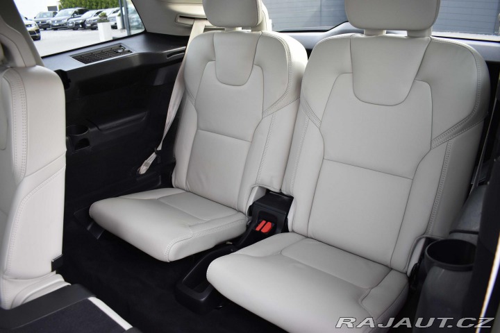 Volvo XC90 B5 AWD INSCRIPTION*7.MÍST 2020