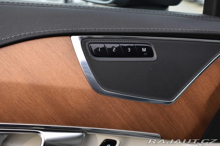 Volvo XC90 B5 AWD INSCRIPTION*7.MÍST 2020