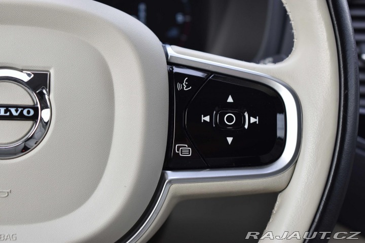 Volvo XC90 B5 AWD INSCRIPTION*7.MÍST 2020