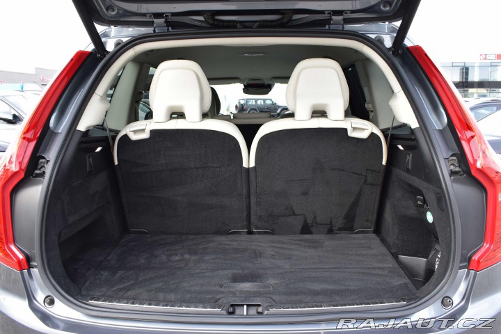 Volvo XC90 B5 AWD INSCRIPTION*7.MÍST 2020