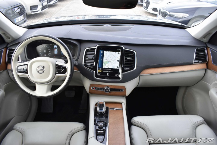 Volvo XC90 B5 AWD INSCRIPTION*7.MÍST 2020