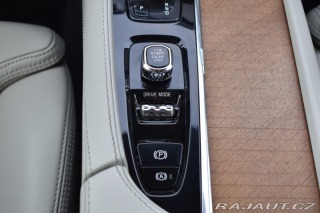 Volvo XC90 B5 AWD INSCRIPTION*7.MÍST 2020