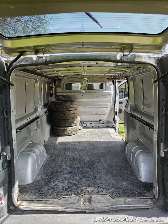 Opel Vivaro 2005