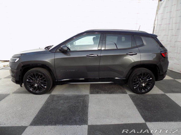 Jeep Compass 1.3 GSE/150k/DDTC/1.Maj.Č 2021