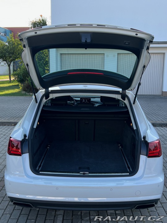 Audi A6 Avant 2015