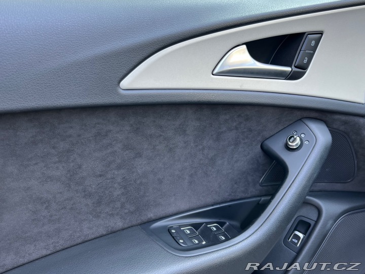 Audi A6 Avant 2015