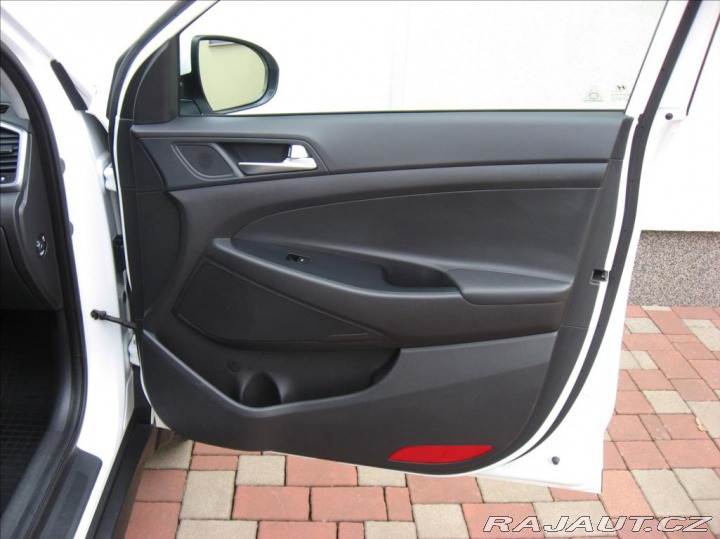 Hyundai Tucson 1,7 CRDI 116PS Trikolor 2016