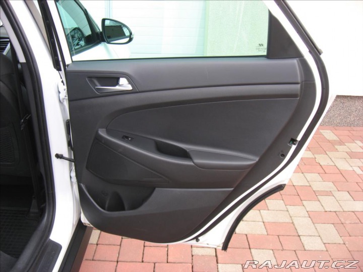Hyundai Tucson 1,7 CRDI 116PS Trikolor 2016