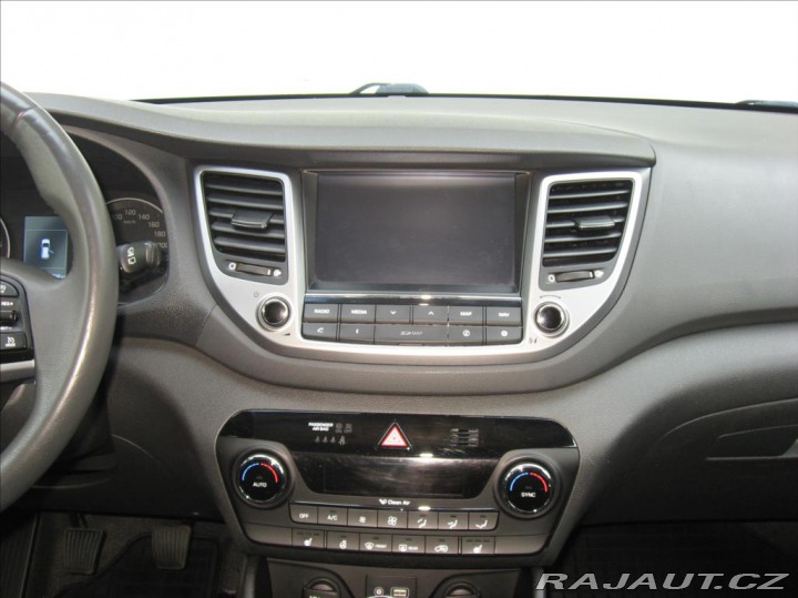 Hyundai Tucson 1,7 CRDI 116PS Trikolor 2016