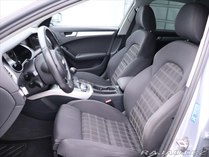 Audi A4 2,0 TDI Quattro Navi Xeno 2014