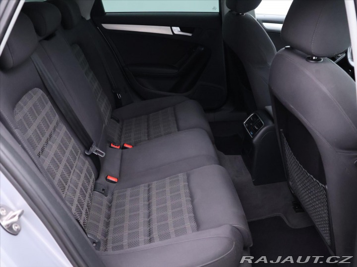 Audi A4 2,0 TDI Quattro Navi Xeno 2014