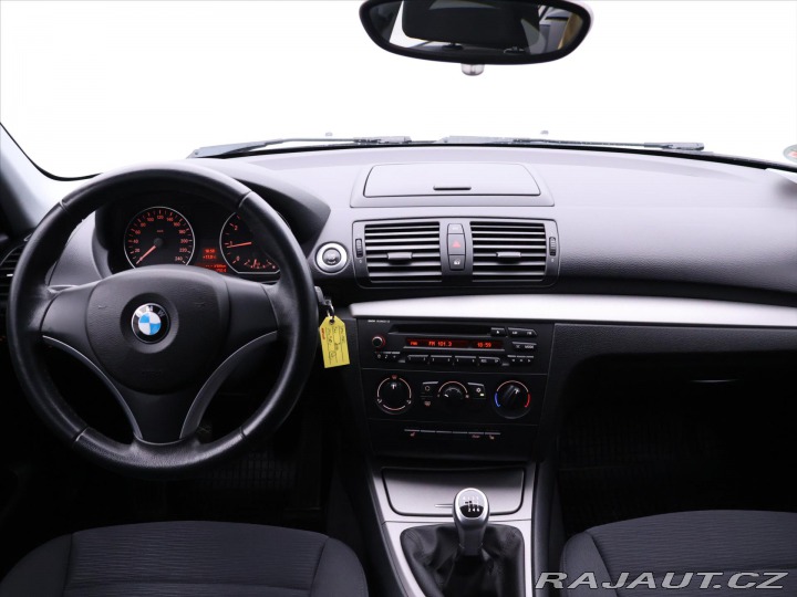 BMW 1 2,0 116i Vyhřívané Sedačk 2010