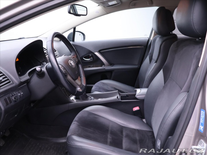 Toyota Avensis 2,0 D4-D 91kW Premium CZ 2014