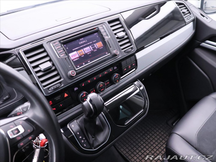 Volkswagen Multivan 2,0 TDI DSG Highline CZ D 2017