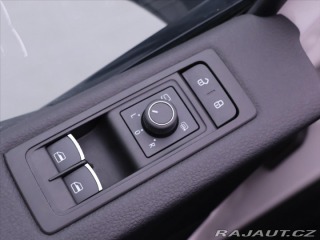 Volkswagen Multivan 2,0 TDI DSG Highline CZ D 2017