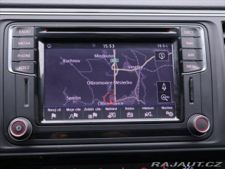 Volkswagen Multivan 2,0 TDI DSG Highline CZ D 2017