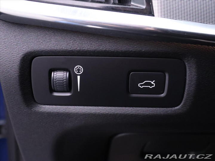 Volvo V90 2,0 T5 184kW Aut. R-Desig 2018