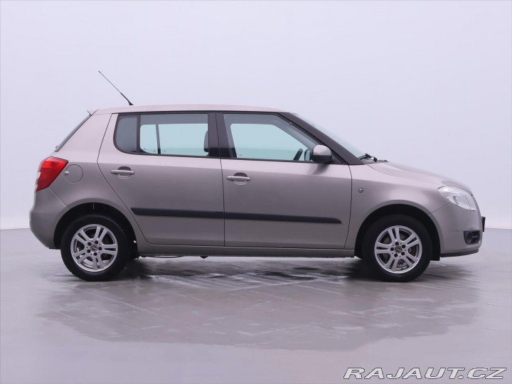 Škoda Fabia 1,4 i 63kW Ambition 2.Maj 2008