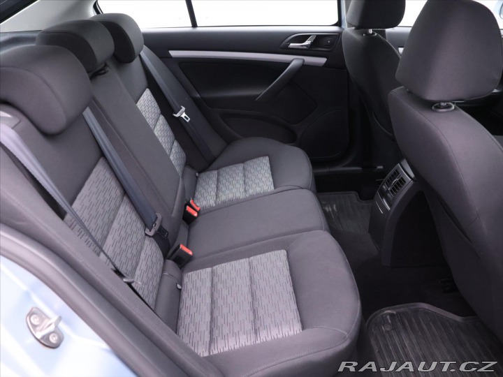 Škoda Octavia 1,4 TSI 90kW 1.Maj 40.800 2011