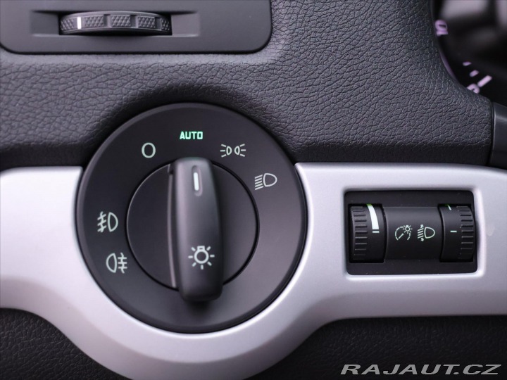 Škoda Octavia 1,4 TSI 90kW 1.Maj 40.800 2011