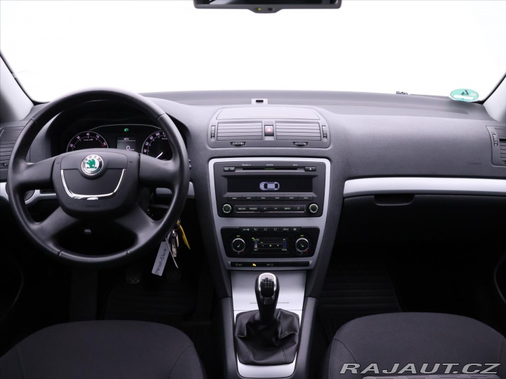 Škoda Octavia 1,4 TSI 90kW 1.Maj 40.800 2011