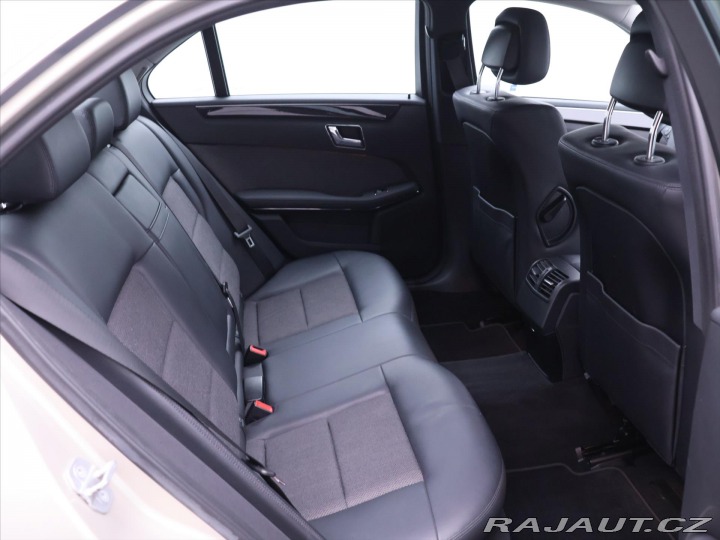 Mercedes-Benz E 3,0 350CDI 4M Avantgarde 2010