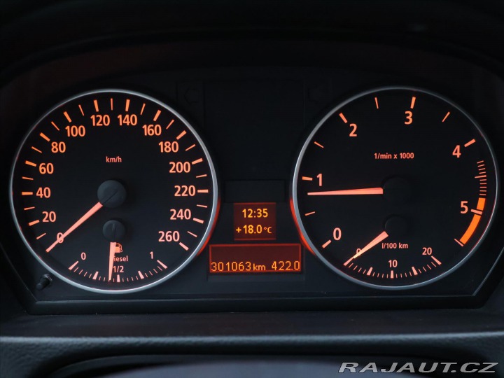 BMW 3 2,0 320d 120kW Xenon Tažn 2006