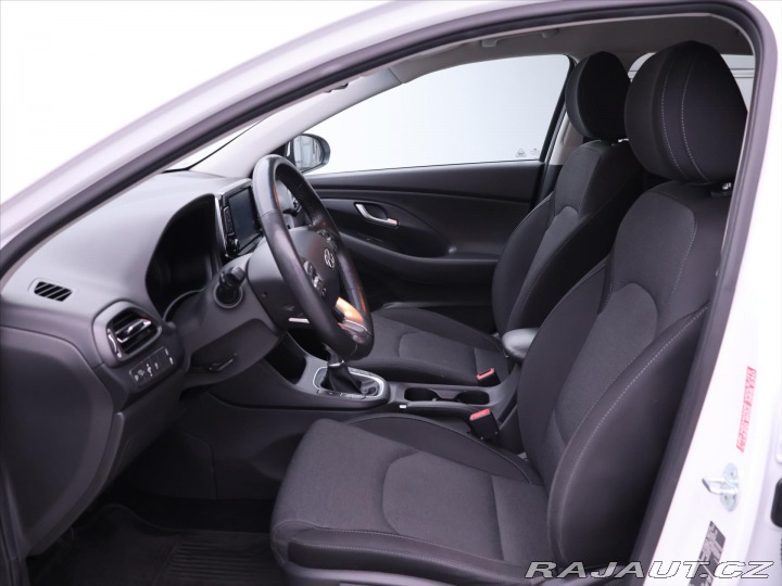 Hyundai i30 1,6 CRDi Smart CZ 1.Maj, 2021