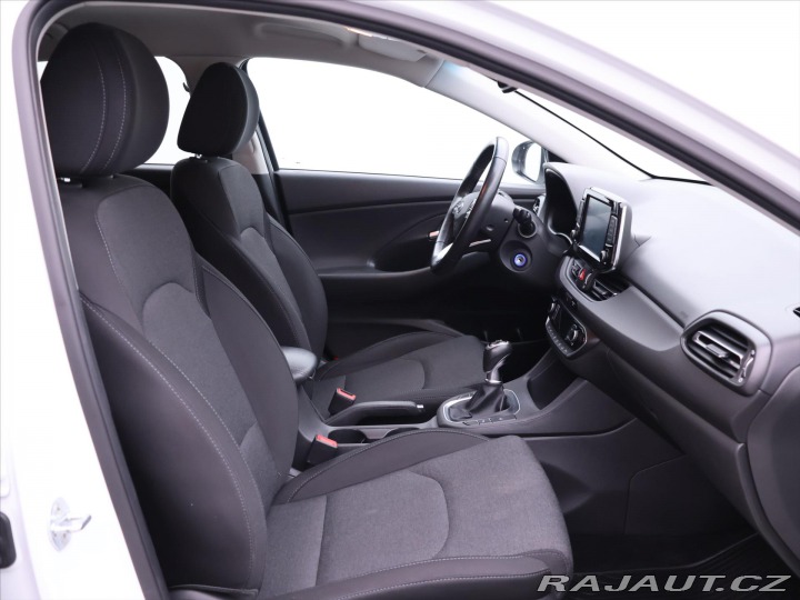 Hyundai i30 1,6 CRDi Smart CZ 1.Maj, 2021