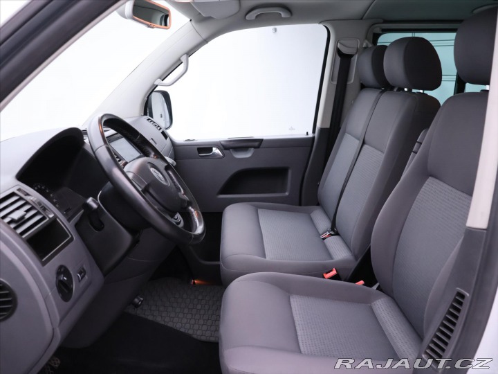 Volkswagen Caravelle 2,5 TDI 128kW Aut. Long 9 2007