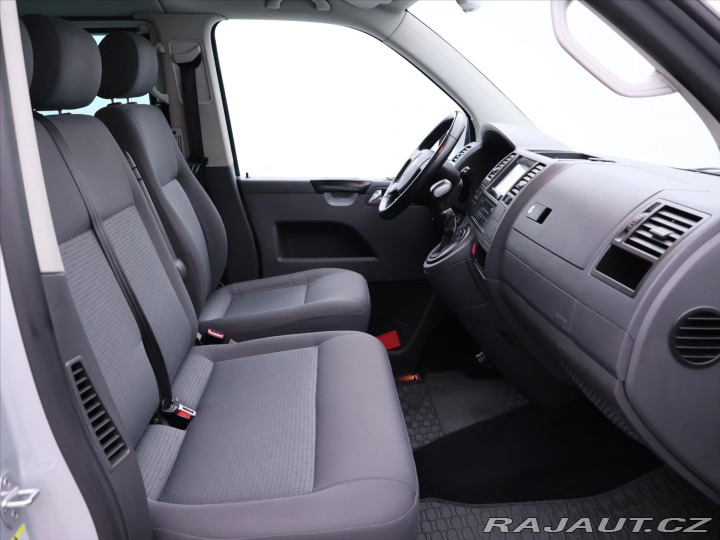 Volkswagen Caravelle 2,5 TDI 128kW Aut. Long 9 2007