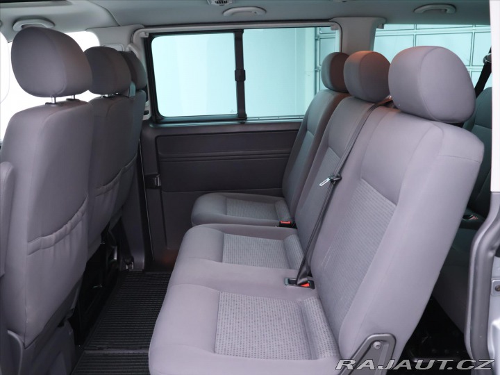 Volkswagen Caravelle 2,5 TDI 128kW Aut. Long 9 2007