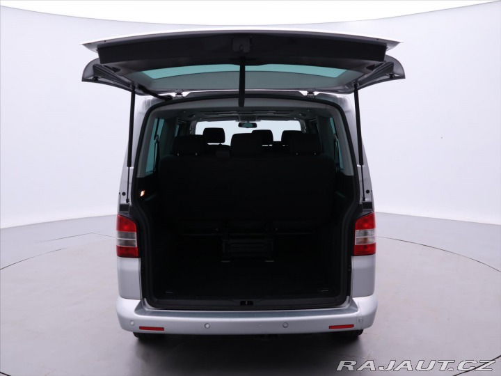 Volkswagen Caravelle 2,5 TDI 128kW Aut. Long 9 2007