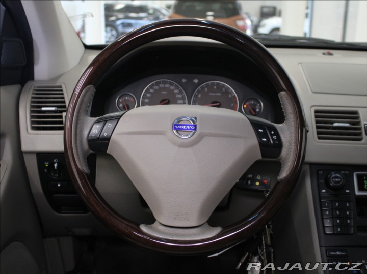 Volvo XC90 2,9 T6 4x4 AT 7-míst 1.ma 2003