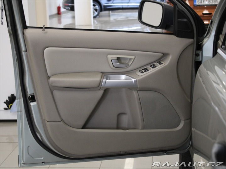 Volvo XC90 2,9 T6 4x4 AT 7-míst 1.ma 2003