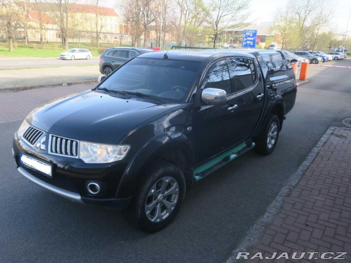 Mitsubishi L200 2,5 INTENSE+ DI-D 4WD DO 2013