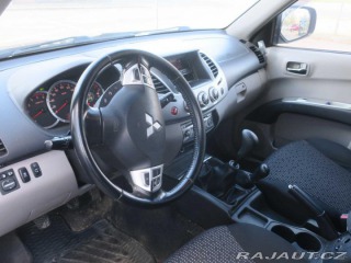 Mitsubishi L200 2,5 INTENSE+ DI-D 4WD DO 2013