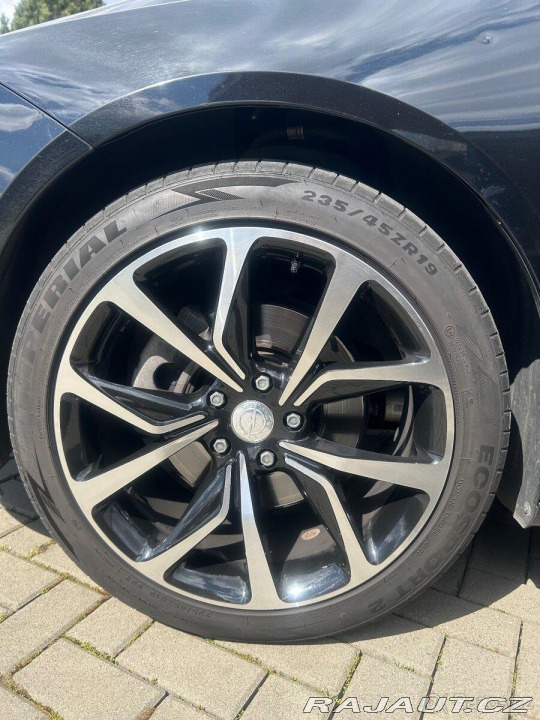 Opel Insignia 1,6 2018