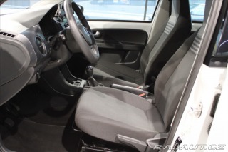 Volkswagen up! Vyhřívané sedačky/Park. K 2020