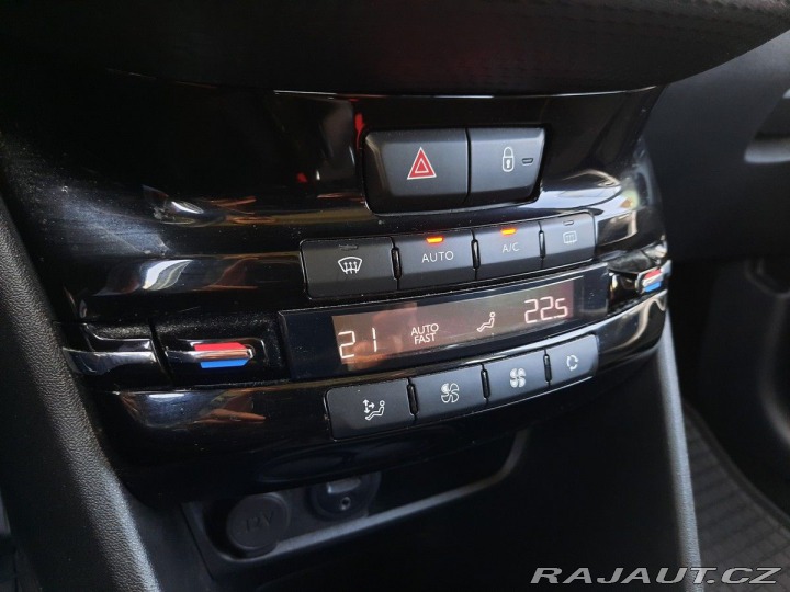 Peugeot 2008 ACTIVE 1,2 PT 82k M5 2015
