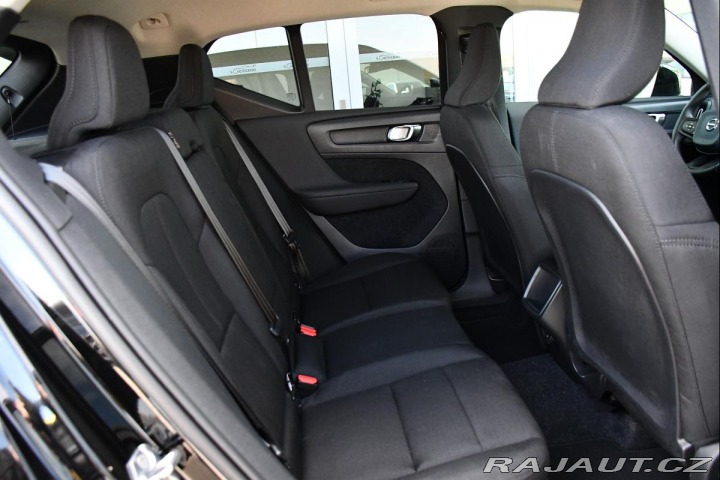 Volvo XC40 T3 PO SERVISE TAŽNÉ MANUÁ 2020