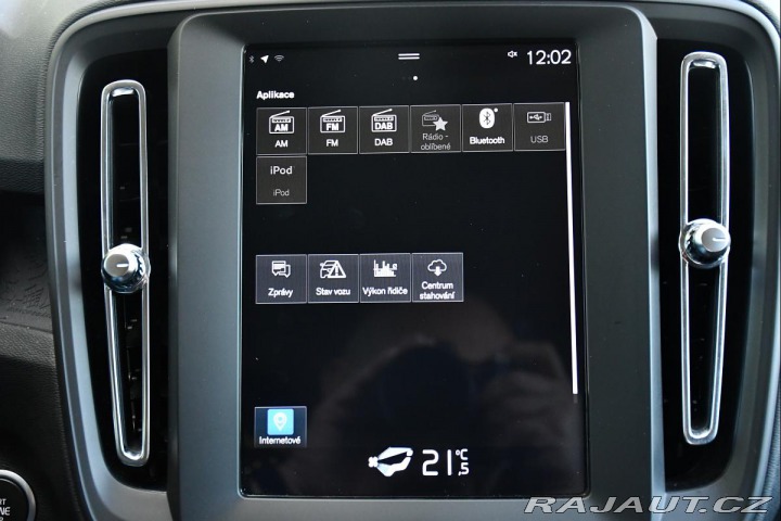 Volvo XC40 T3 PO SERVISE TAŽNÉ MANUÁ 2020